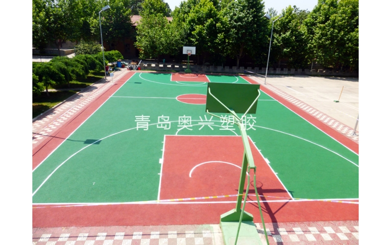 環保塑膠籃球場